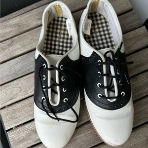 Vintage Predictions Saddle Shoes size 9.5